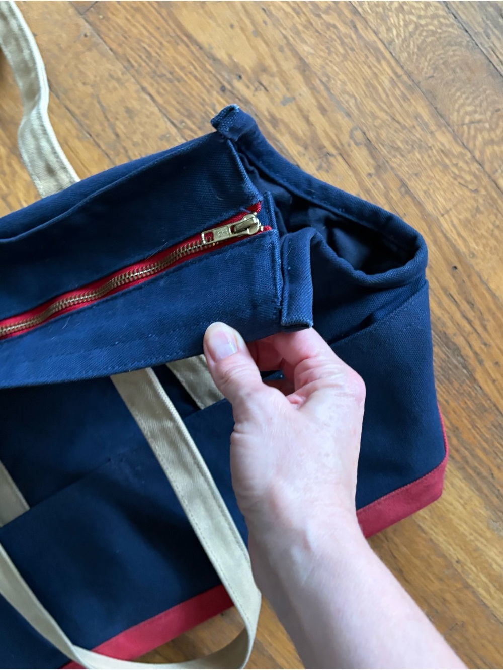 Navy & Red Canvas Pet Tote with Tan Straps - Picture 6 of 11